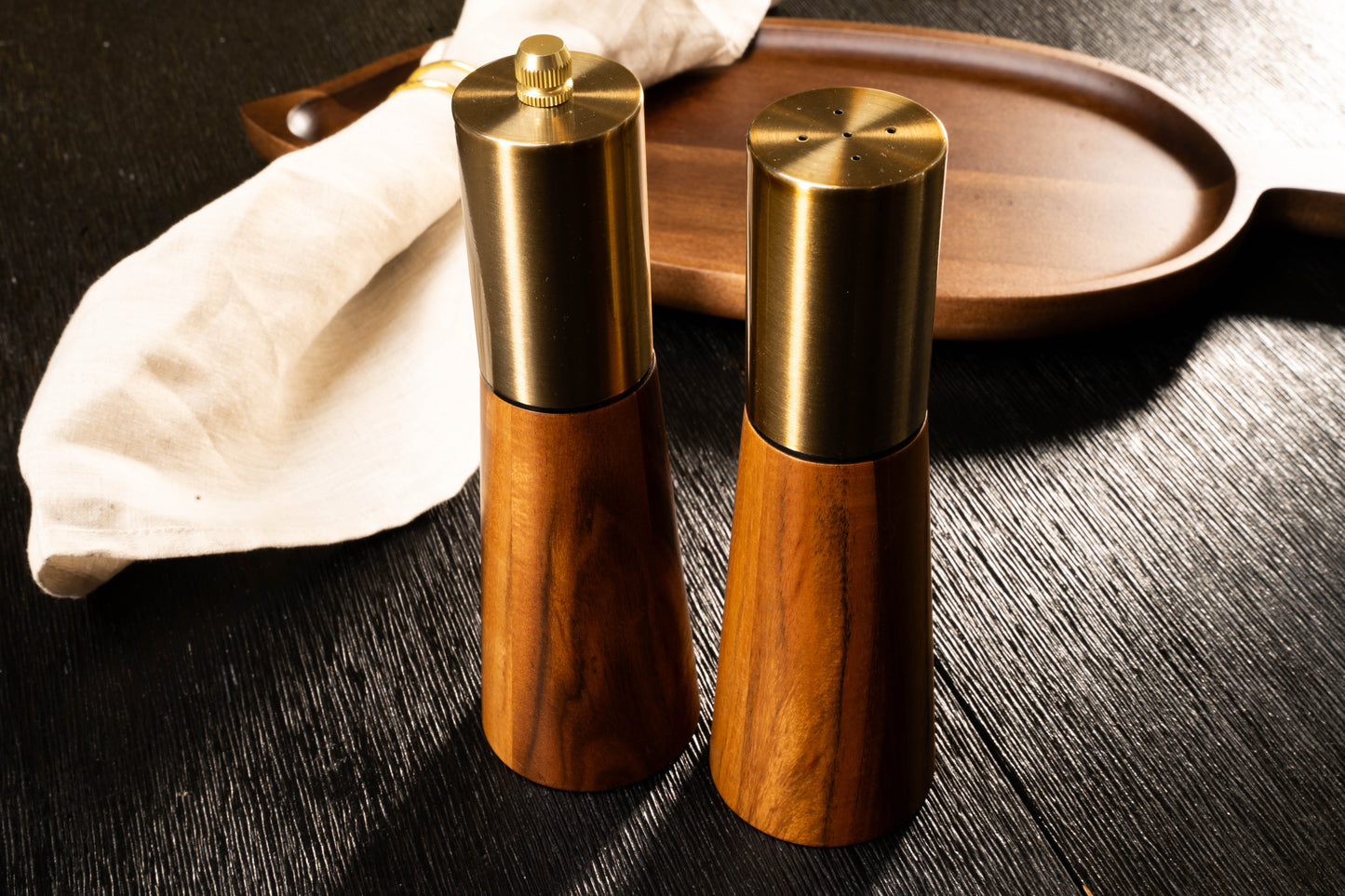 Leeseph Wood Pepper Mill and Salt Shaker Set